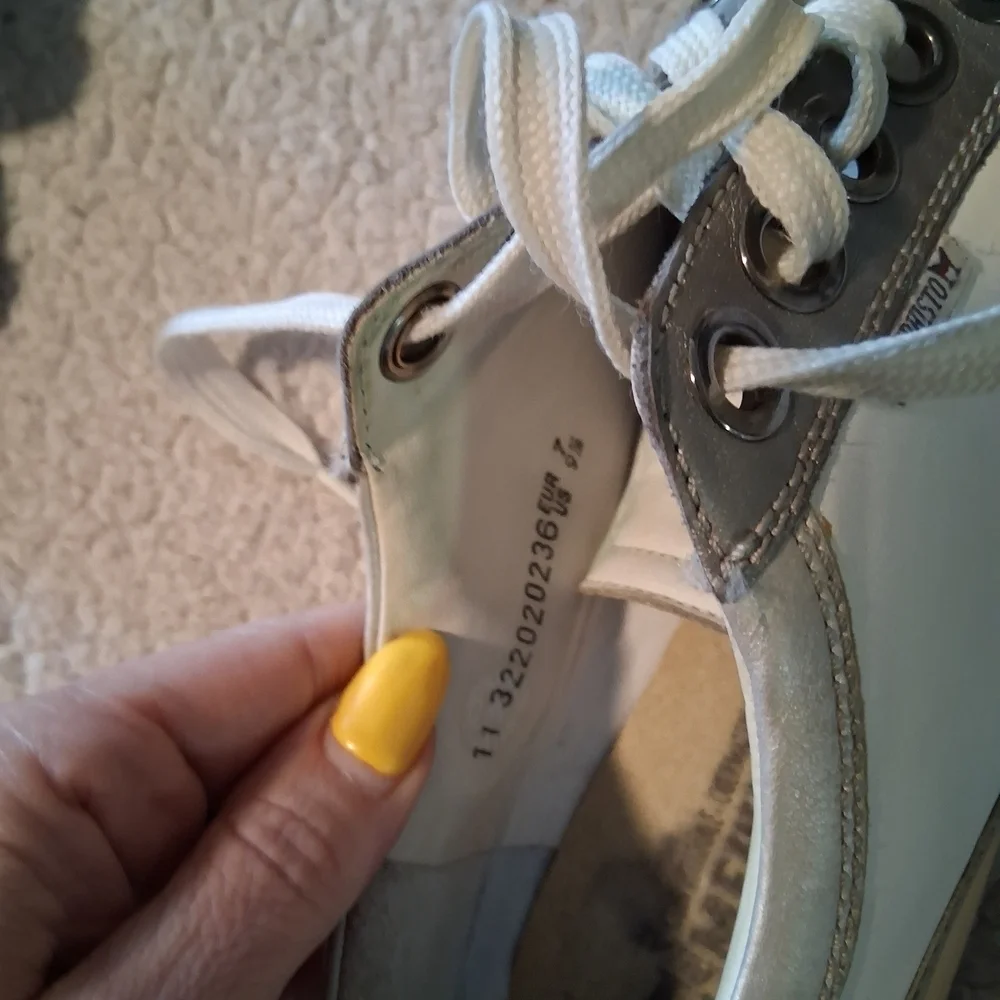 Mephisto stylish sneakers